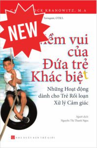 out of sync child has fun vietnamese new